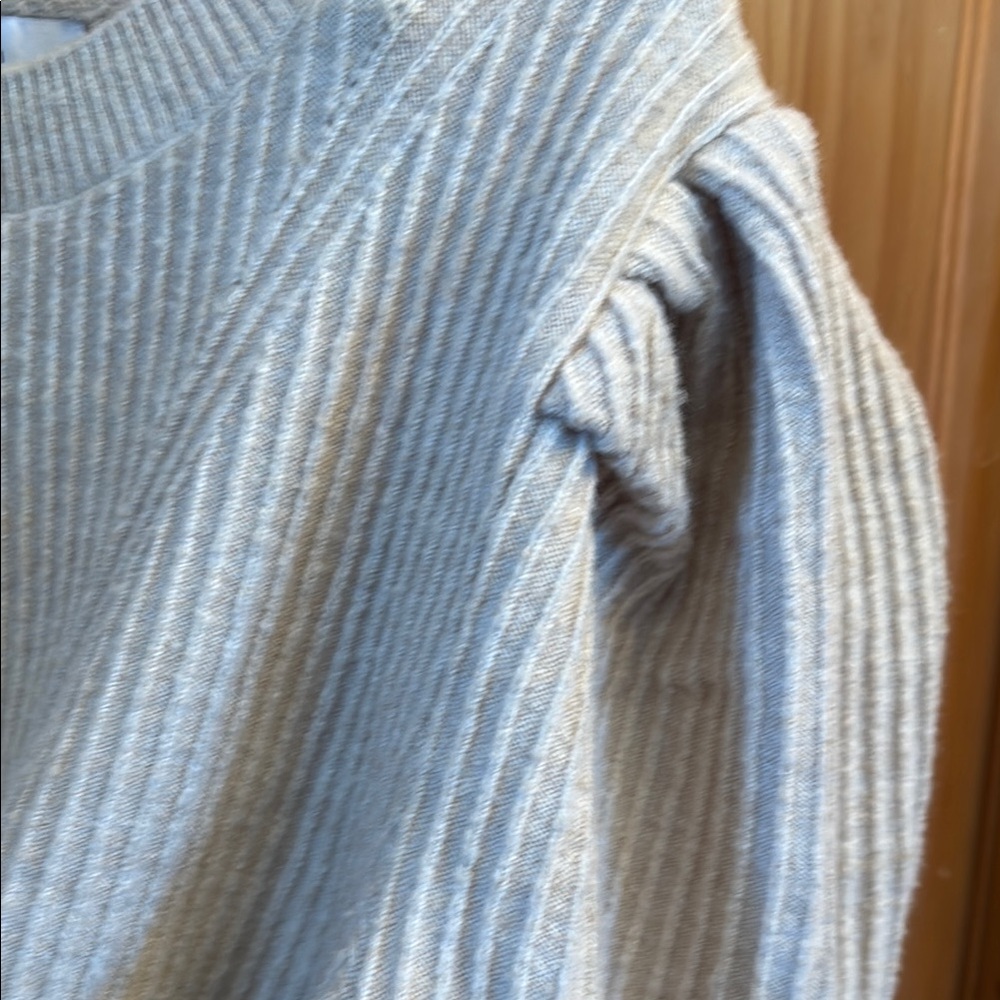 Ruiza Sweater Knit Top - Picture 5 of 9